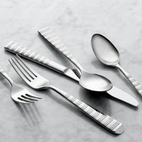 Master's Gauge by World Tableware 938-5501 Galileo 9 1/2" 18/10 Stainless Steel Extra Heavy Weight Dinner Knife - 12/Pack