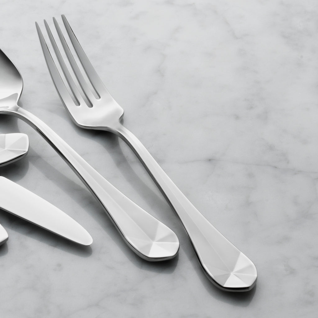 Master's Gauge by World Tableware 945-027 Audrey 8 1/8" 18/10 Stainless Steel Extra Heavy Weight Dinner Fork - 12/Pack