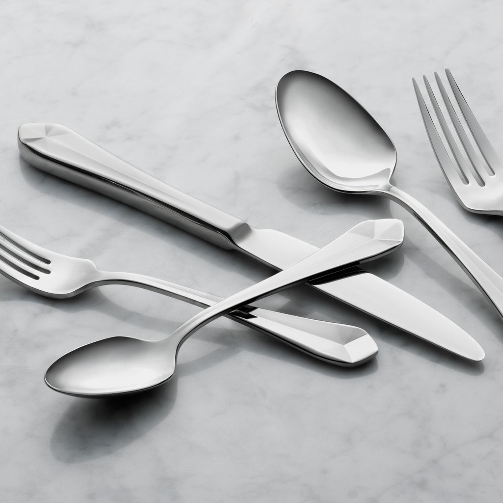 Master's Gauge by World Tableware 945-2701 Audrey 9 1/4" 18/10 Stainless Steel Extra Heavy Weight Dinner Knife - 12/Pack