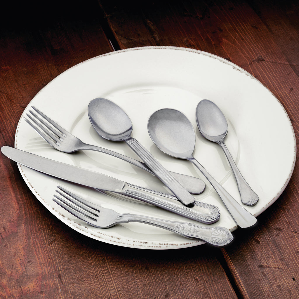 World Tableware 998 039 Farmhouse 8 1/2" 18/0 Stainless Steel Heavy Weight European Dinner Fork - 12/Pack