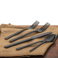 Walco BK0945 Semi 9" 18/10 Black Stainless Steel Extra Heavy Weight Dinner Knife - 12/Pack